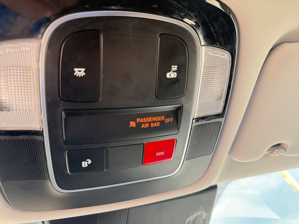 Used 2025 Hyundai Sonata SEL FWD image 38