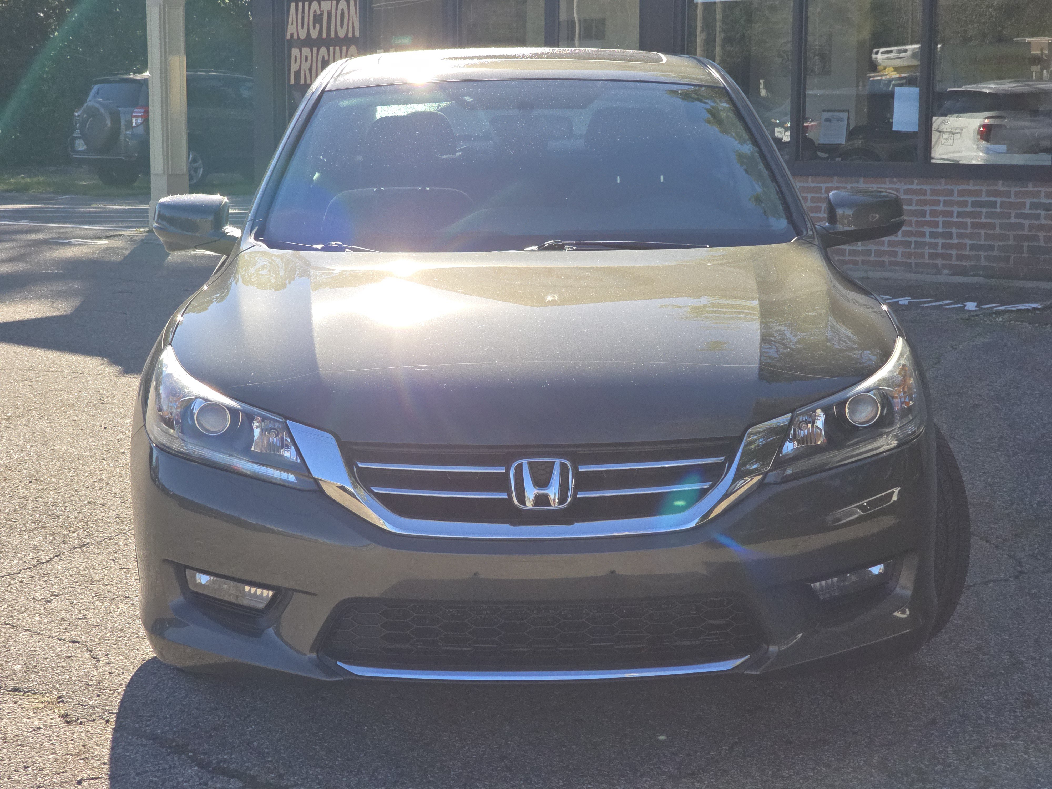 Used 2014 Honda Accord EX image 2