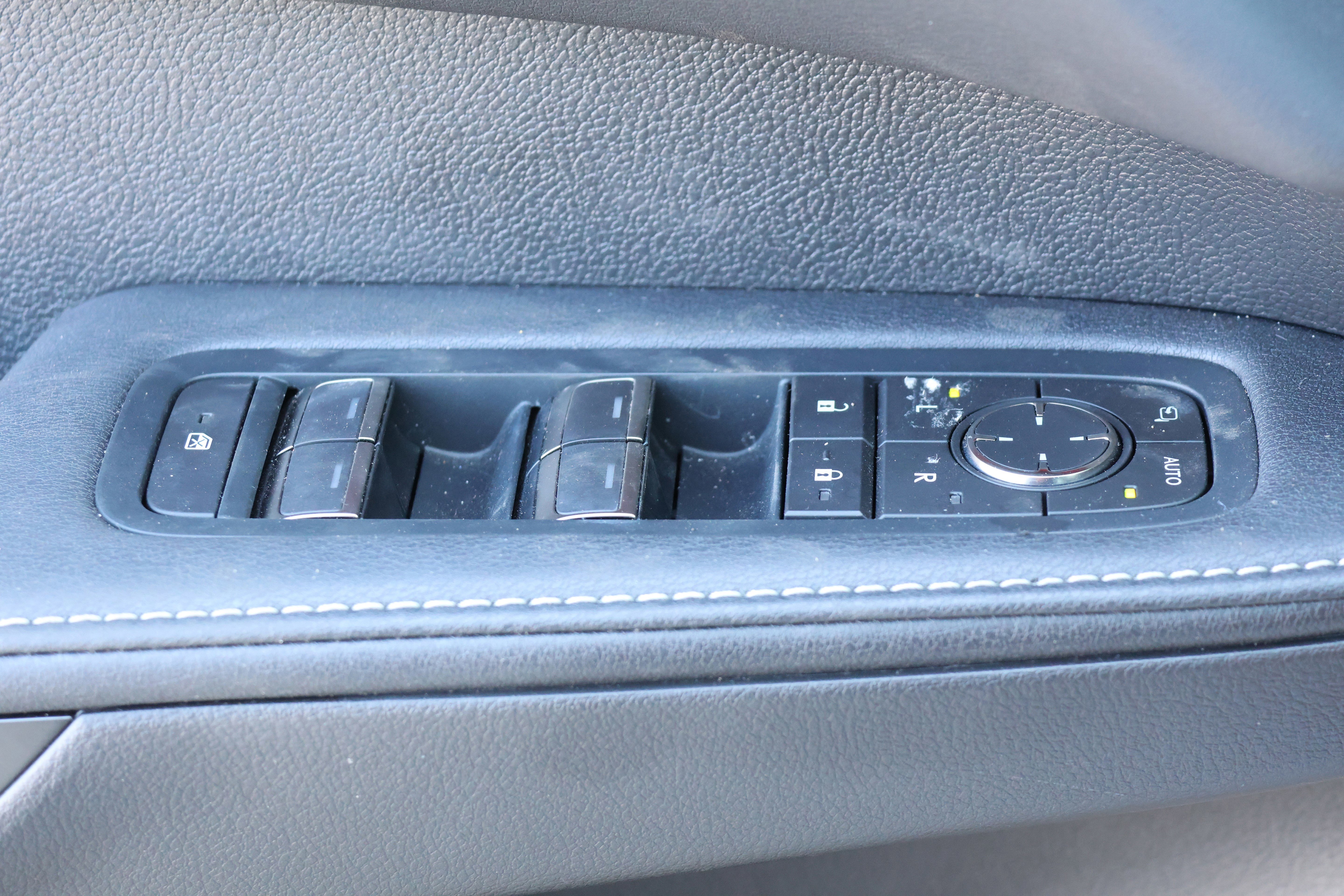 Used 2024 Lexus RX 350 F Sport image 14