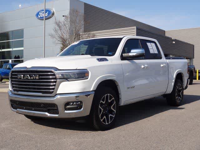 Used 2025 RAM 1500 Laramie AWD/4WD image 1