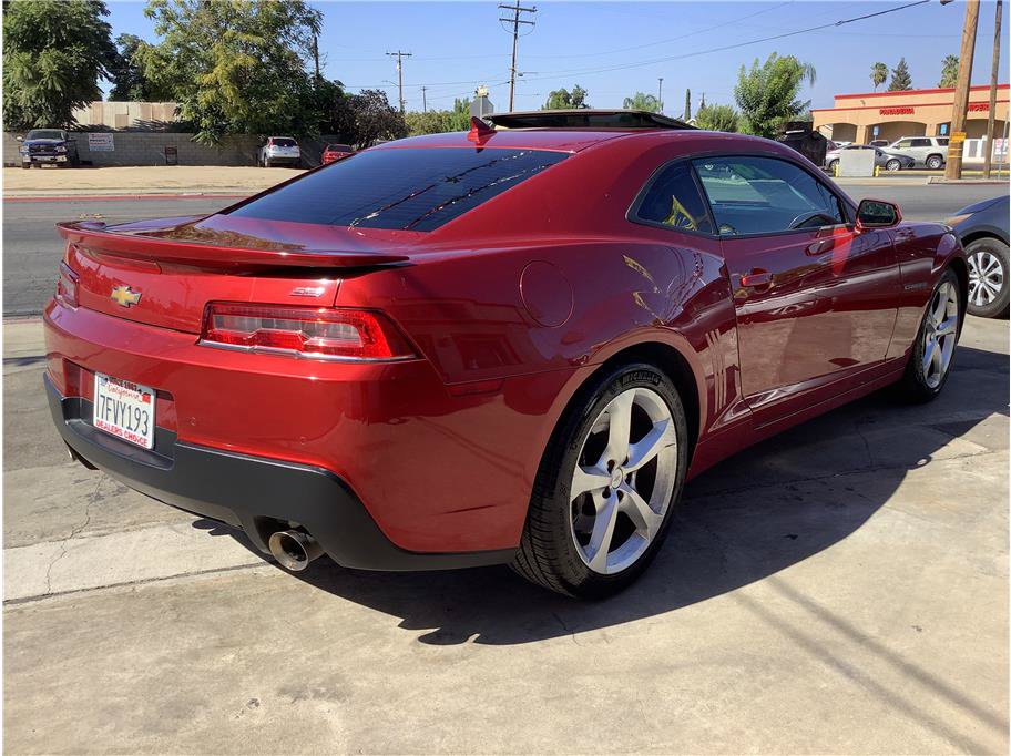 Used 2015 Chevrolet Camaro SS w/ RS Package RWD image 5