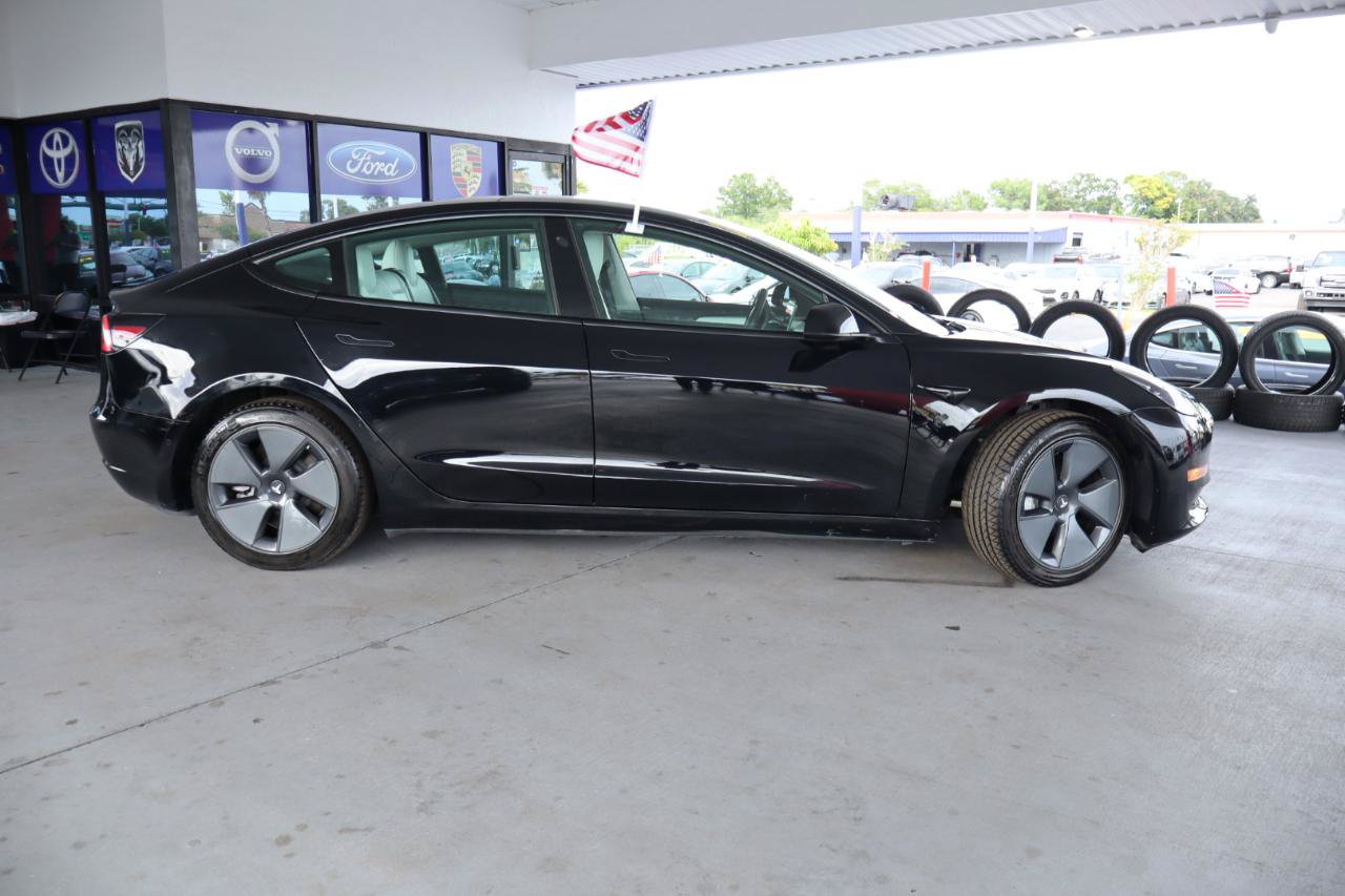 Used 2022 Tesla Model 3 RWD image 6