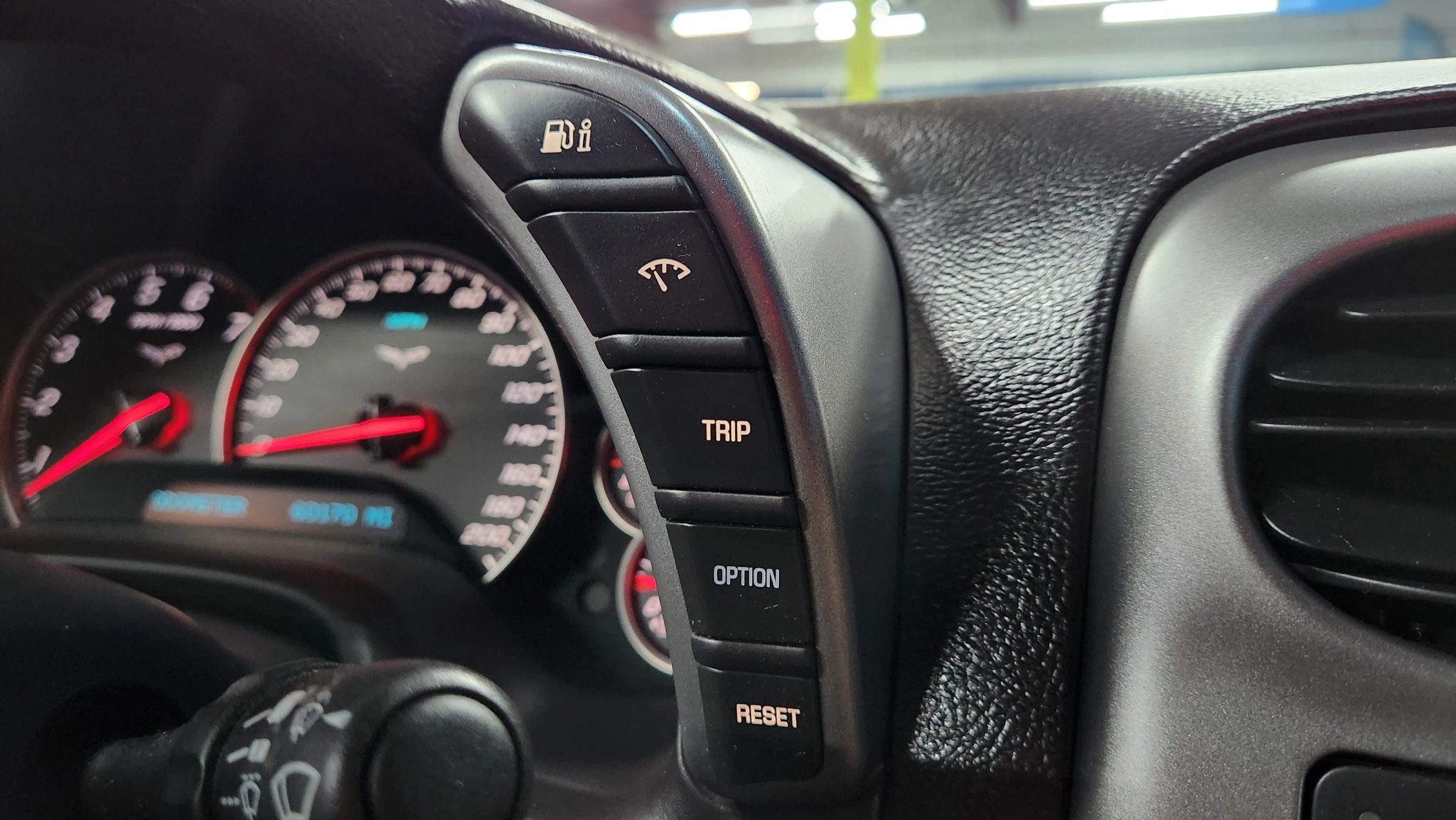 Used 2007 Chevrolet Corvette Convertible w/ Preferred Equipment Group image 29