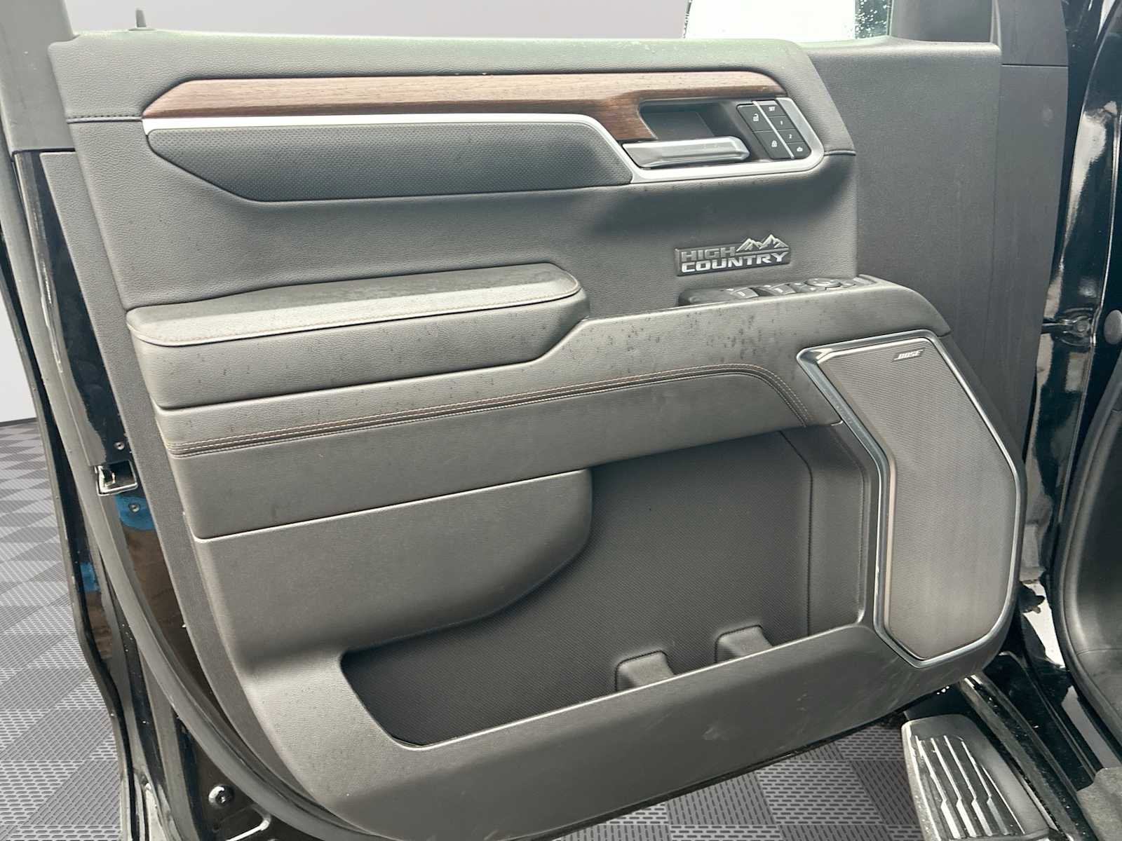 Certified 2022 Chevrolet Silverado 1500 High Country w/ Technology Package image 22