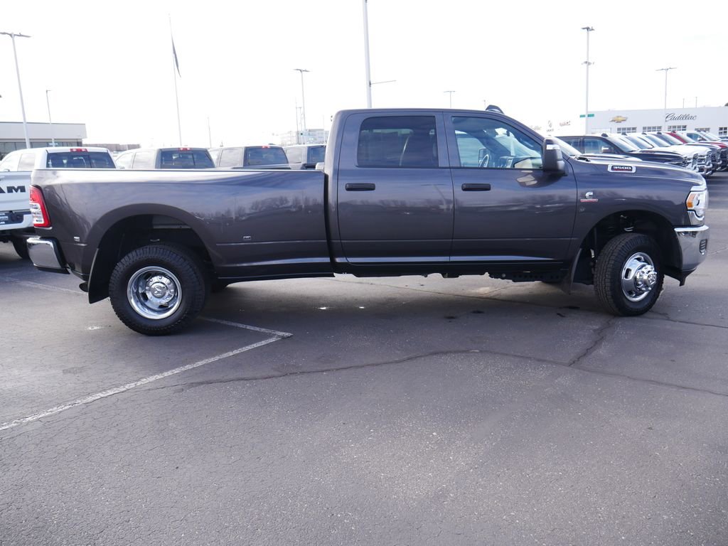 Certified 2024 RAM 3500 Tradesman w/ Chrome Appearance Group image 25