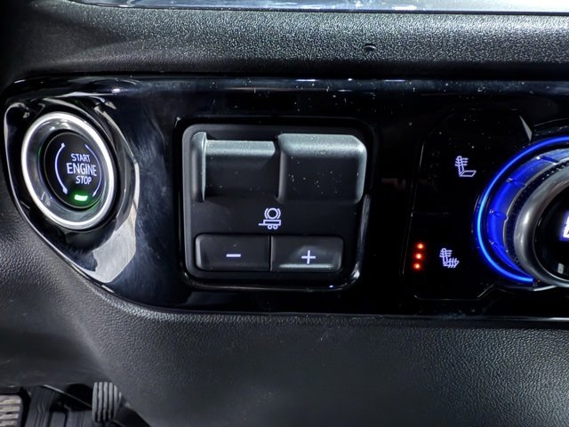 Used 2024 GMC Sierra 1500 SLE image 22