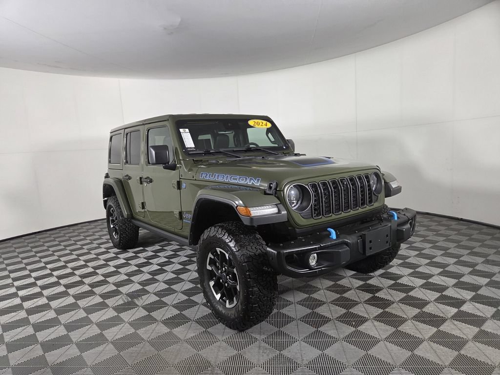 Used 2024 Jeep Wrangler Unlimited Rubicon 4xe AWD/4WD image 2