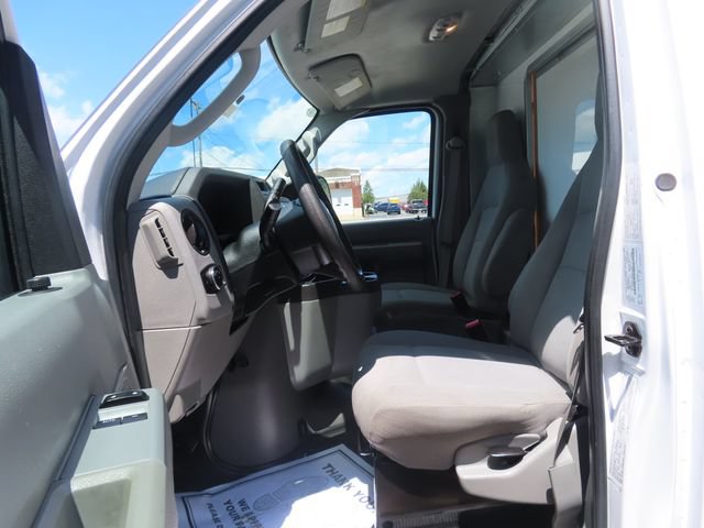 Used 2024 Ford E-450 and Econoline 450 Super Duty RWD image 17
