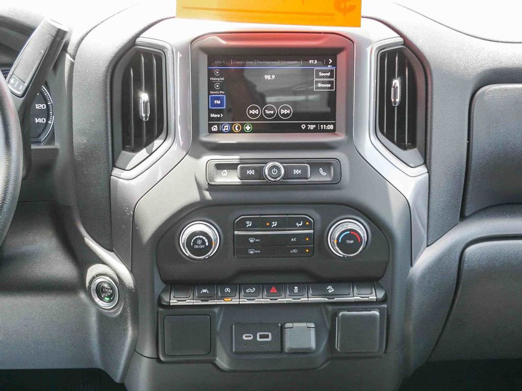 Used 2022 Chevrolet Silverado 1500 Custom Trail Boss AWD/4WD image 15