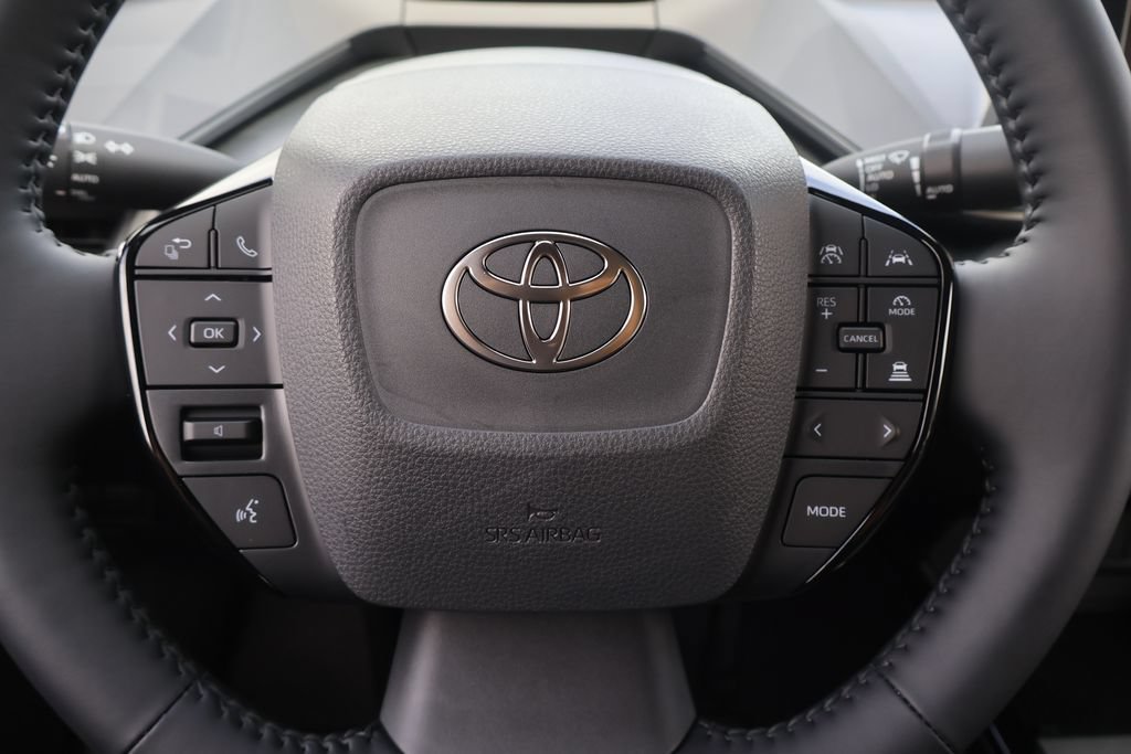 Certified 2026 Toyota Prius XLE FWD image 18