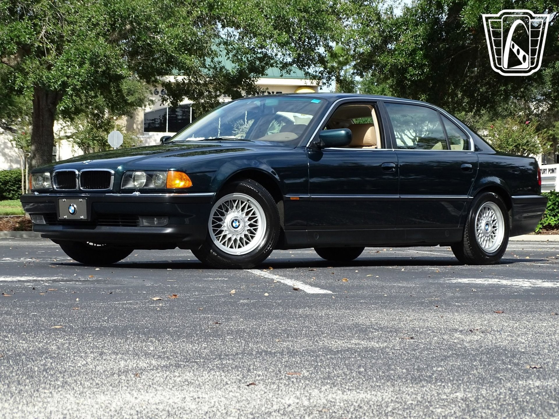Used 1995 BMW 740iL RWD image 2