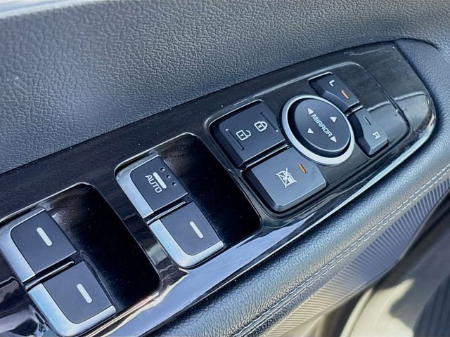Used 2019 Kia Sorento L image 21