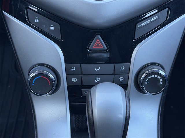Used 2014 Chevrolet Cruze LT image 11