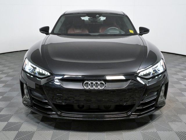 Used 2024 Audi RS e-tron GT image 33