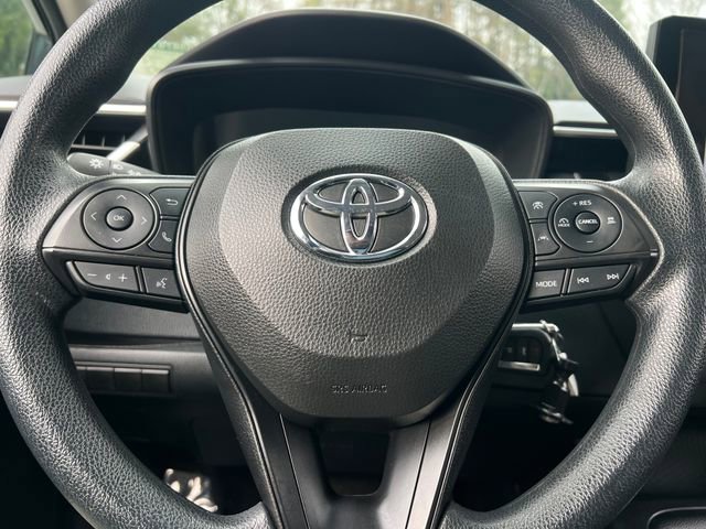 Used 2023 Toyota Corolla LE image 20