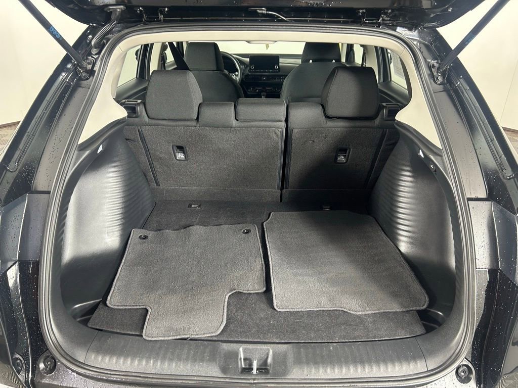 Used 2025 Honda HR-V LX image 21