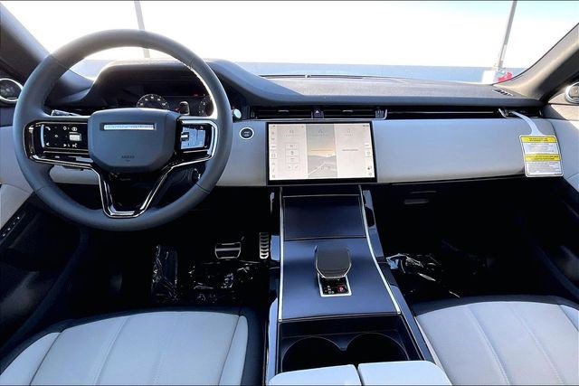 New 2026 Land Rover Range Rover Evoque Dynamic SE image 5