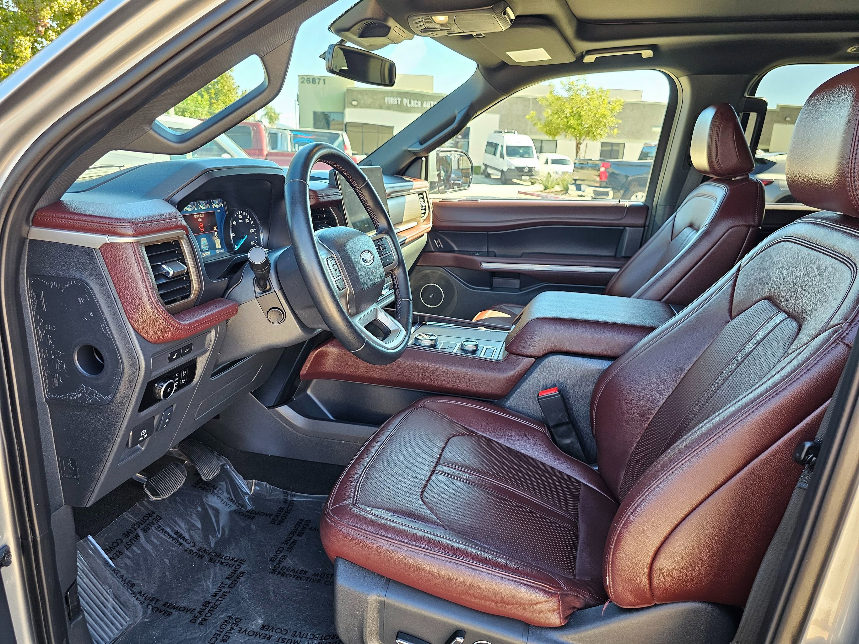 Used 2024 Ford Expedition Max Limited AWD/4WD image 16