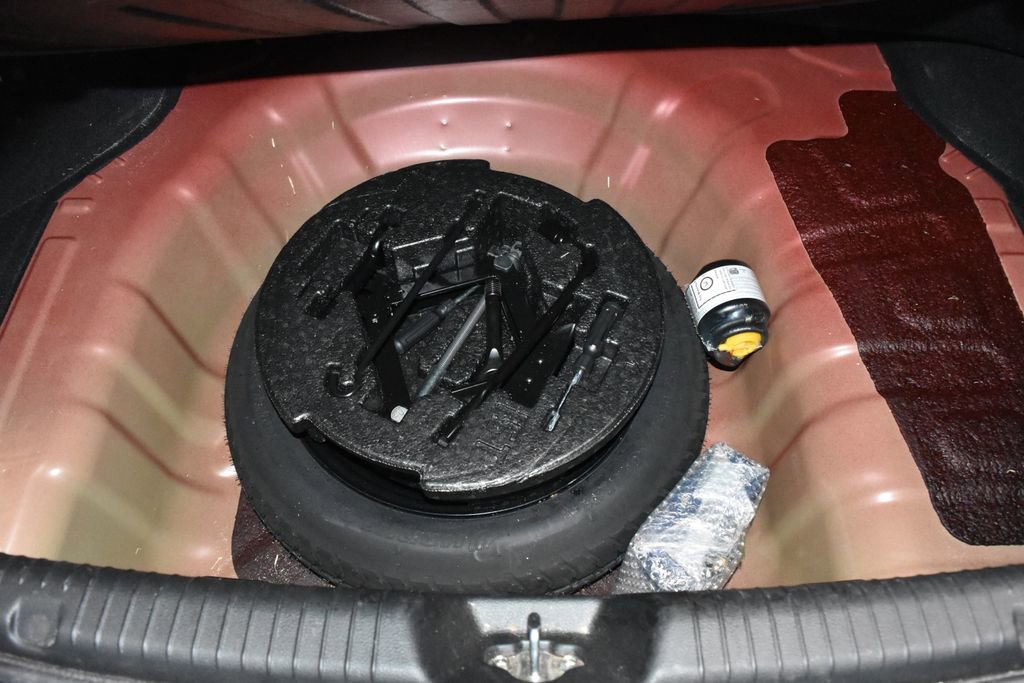 Used 2017 Kia Forte S w/ S Technology Package image 31