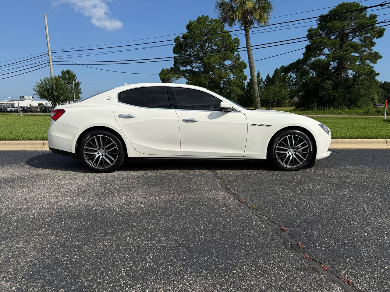 Used 2017 Maserati Ghibli RWD image 5