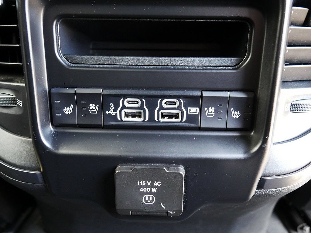 Used 2019 RAM 1500 Limited AWD/4WD image 61