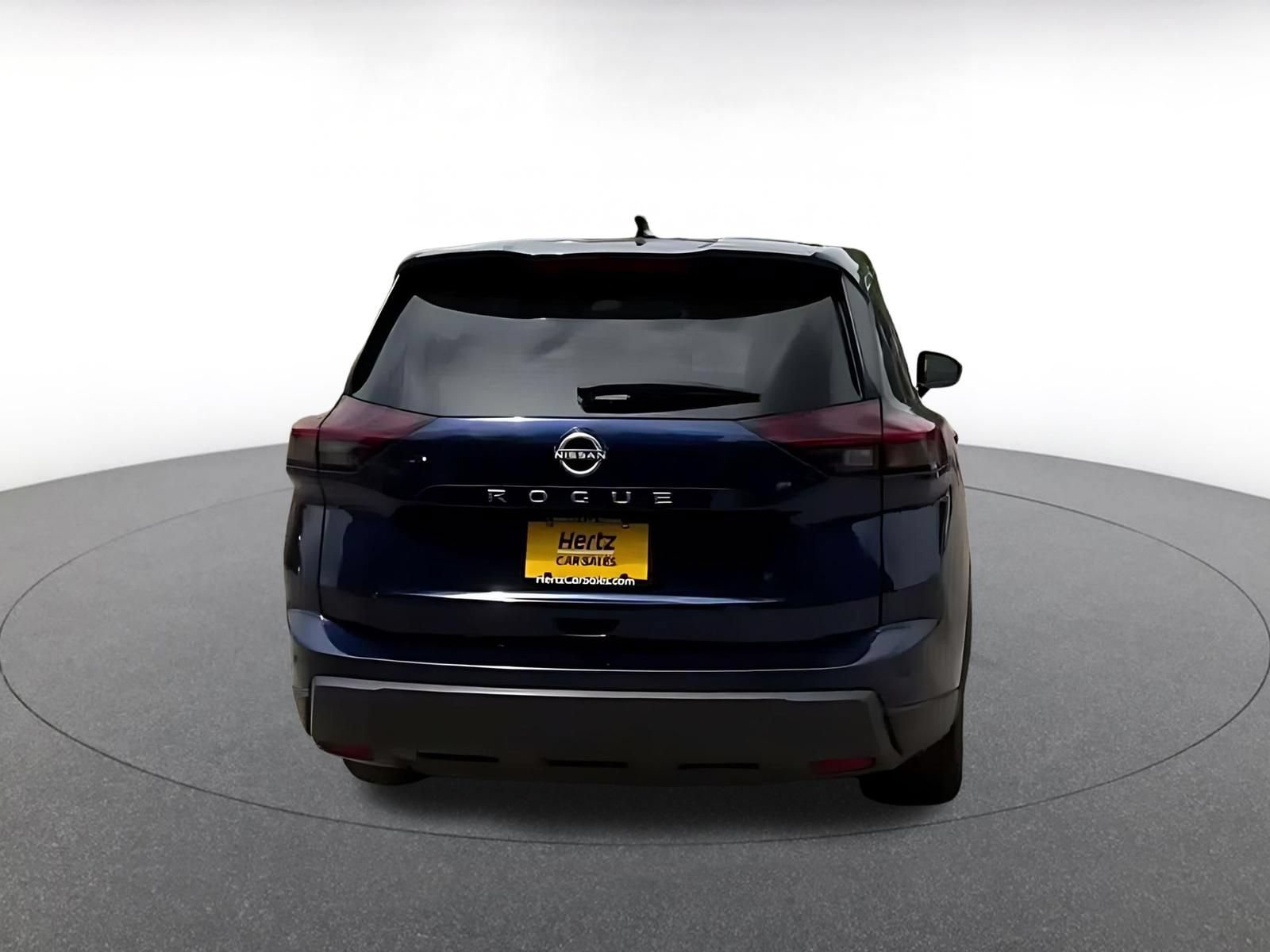 Used 2025 Nissan Rogue SV FWD image 12