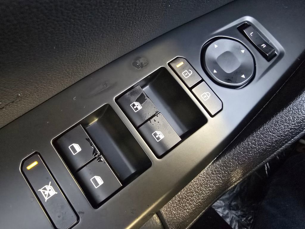 New 2026 Kia Sportage EX image 24