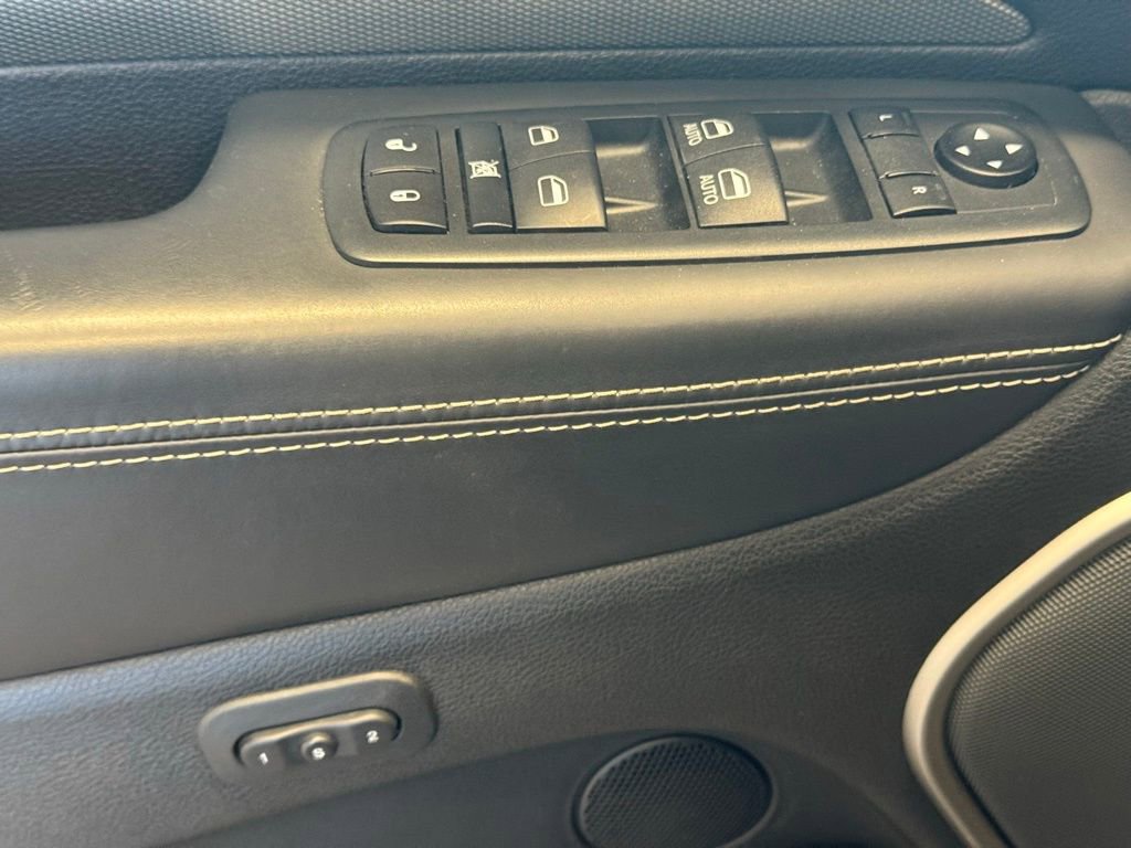 Used 2020 Dodge Durango SRT w/ Technology Group image 22