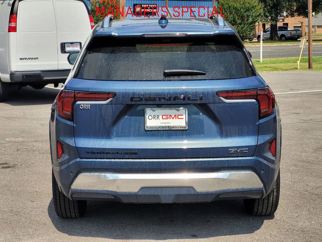 New 2026 GMC Terrain Denali w/ LPO, Black Badging Package image 5