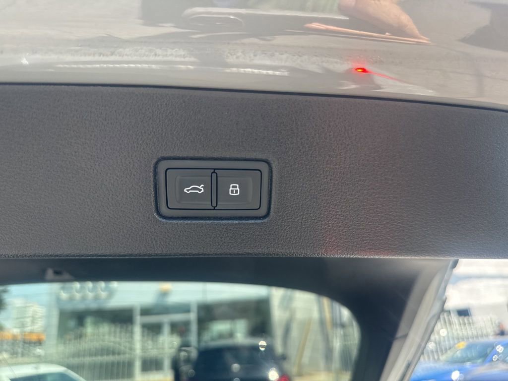 Used 2021 Audi RS 7 Sportback w/ RS 7 Executive Package image 39