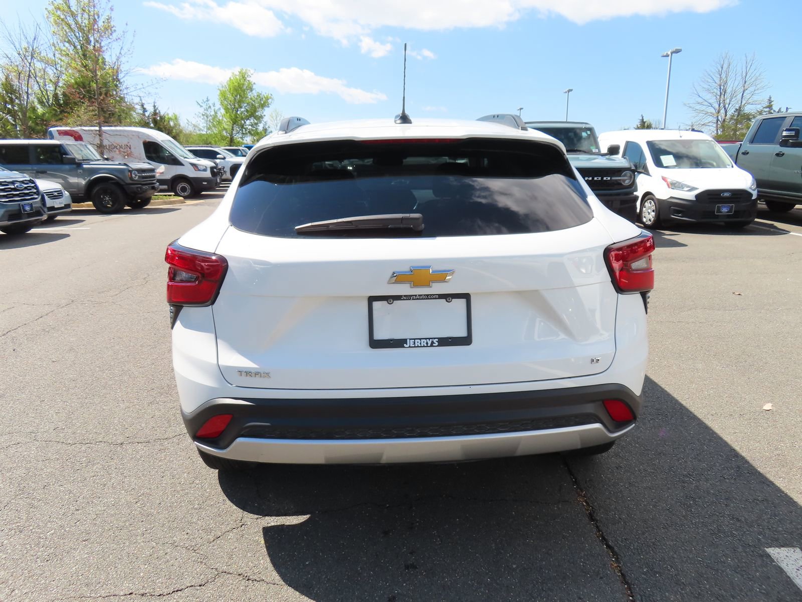 Used 2024 Chevrolet Trax LT w/ Driver Confidence Package image 6