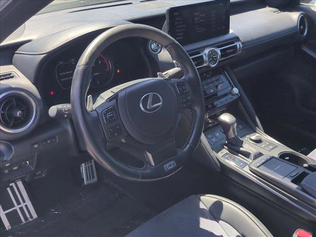 Used 2022 Lexus IS 500 RWD image 10
