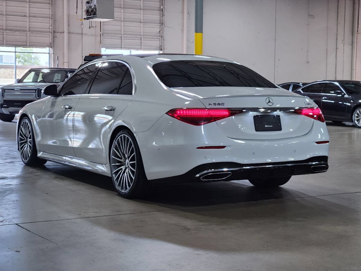 Used 2024 Mercedes-Benz S 580 4MATIC Sedan image 11