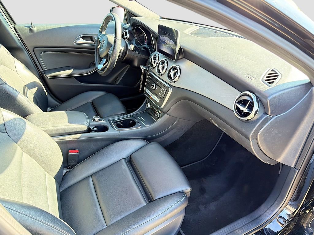 Used 2020 Mercedes-Benz GLA 250 GLA 250 image 15