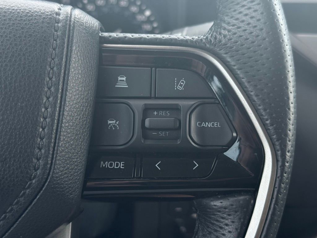 Used 2023 Toyota Tundra Limited image 32