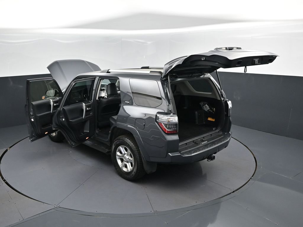 Used 2024 Toyota 4Runner SR5 Premium image 2