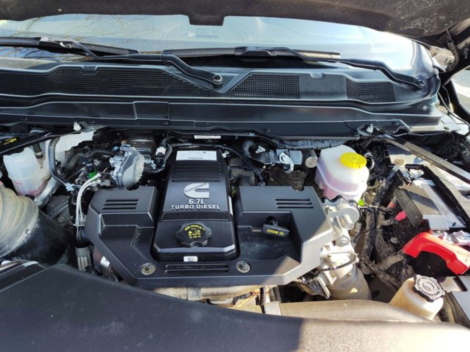 Used 2024 RAM 2500 Laramie w/ Safety Group image 9