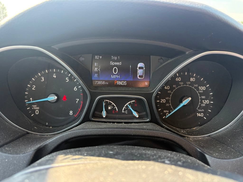 Used 2017 Ford Focus SEL w/ Cold Weather Package FWD image 17