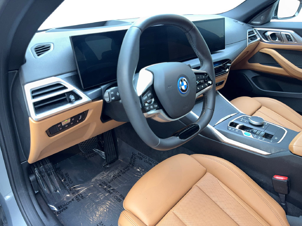 Used 2025 BMW i4 eDrive40 w/ Premium Package RWD image 52