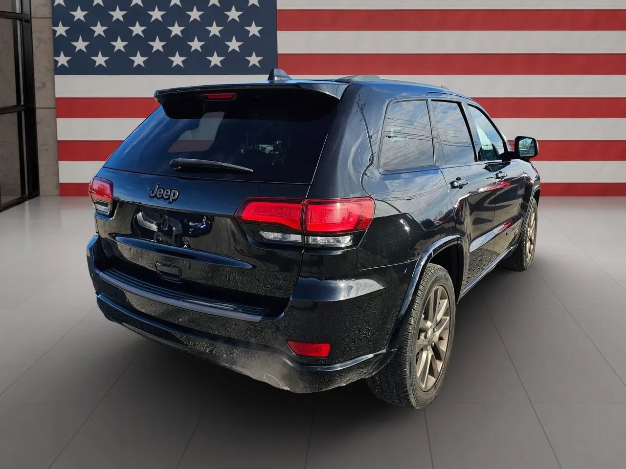 Used 2016 Jeep Grand Cherokee Limited 75th Anniversary RWD image 17
