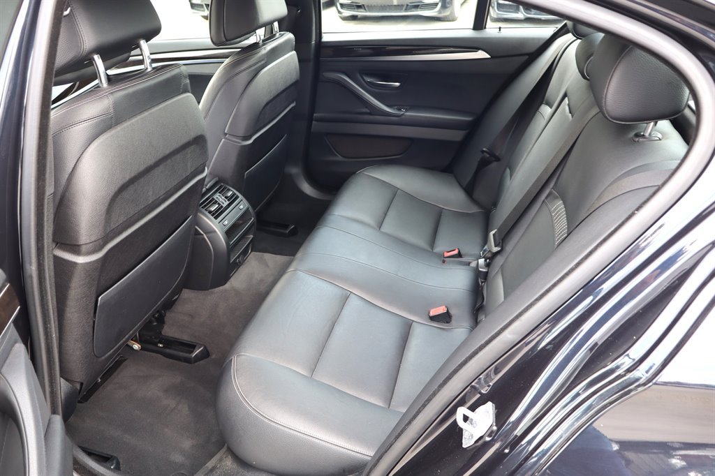 Used 2014 BMW 550i xDrive Sedan AWD/4WD image 20