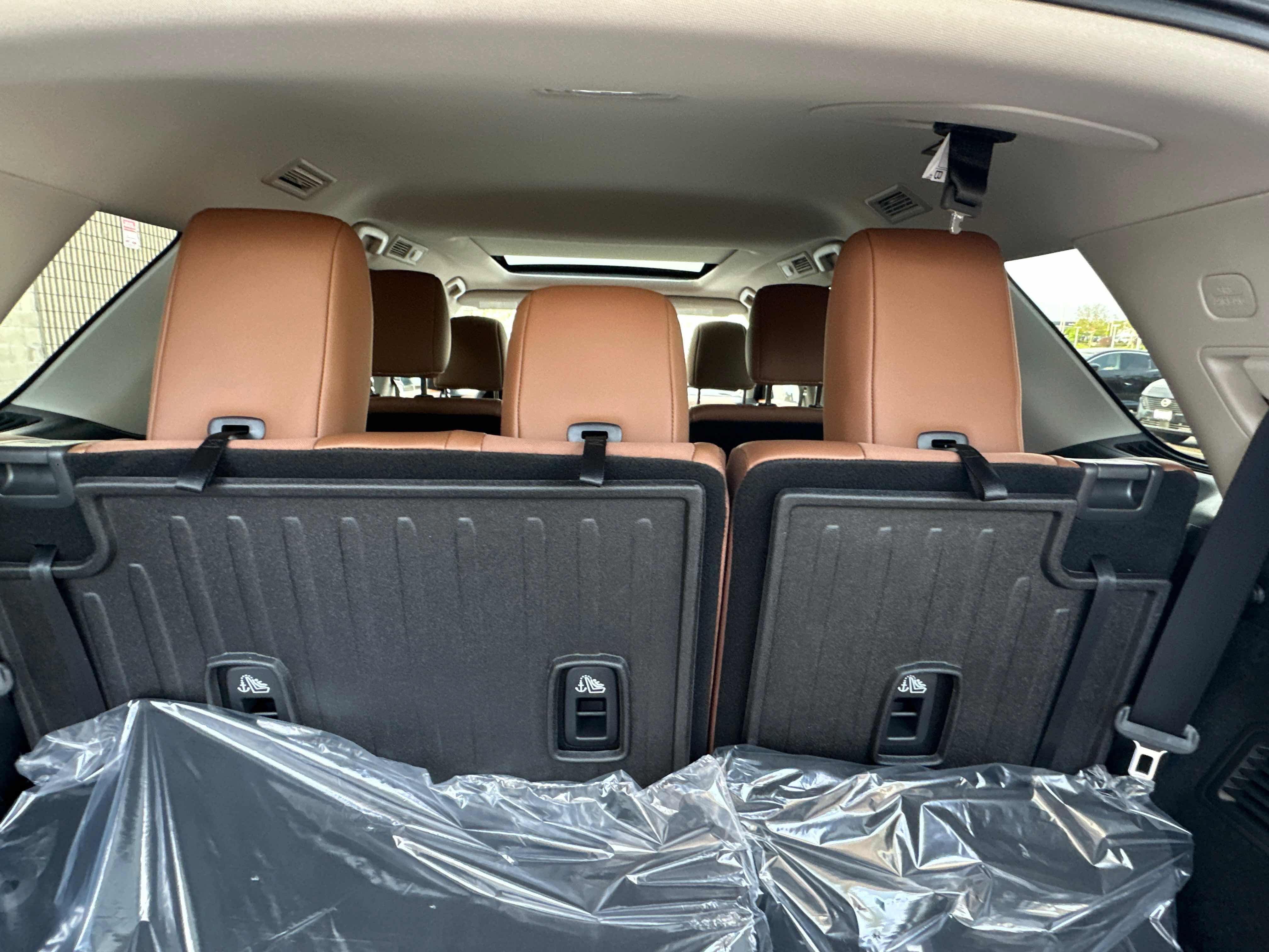 New 2026 Nissan Pathfinder Platinum AWD/4WD image 16