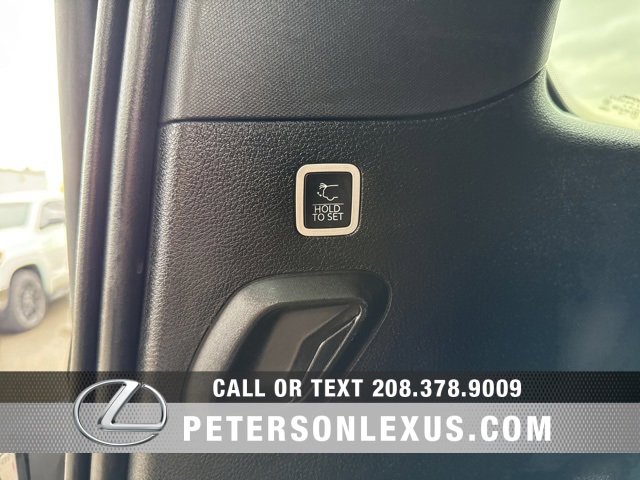 Used 2024 Jeep Wagoneer Series III image 22