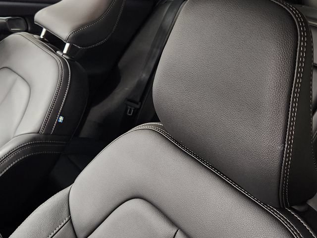Certified 2026 Volvo XC40 B5 Plus AWD/4WD image 15