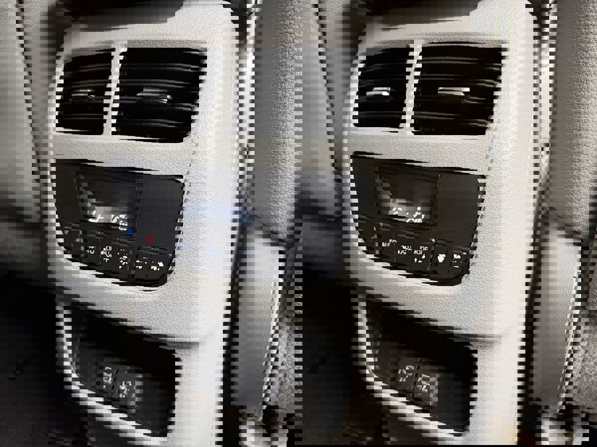 Used 2020 Acura MDX SH-AWD w/Technology Pkg image 31