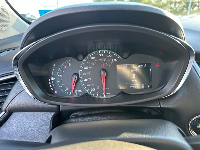 Used 2019 Chevrolet Trax LT w/ LT Convenience Package image 16