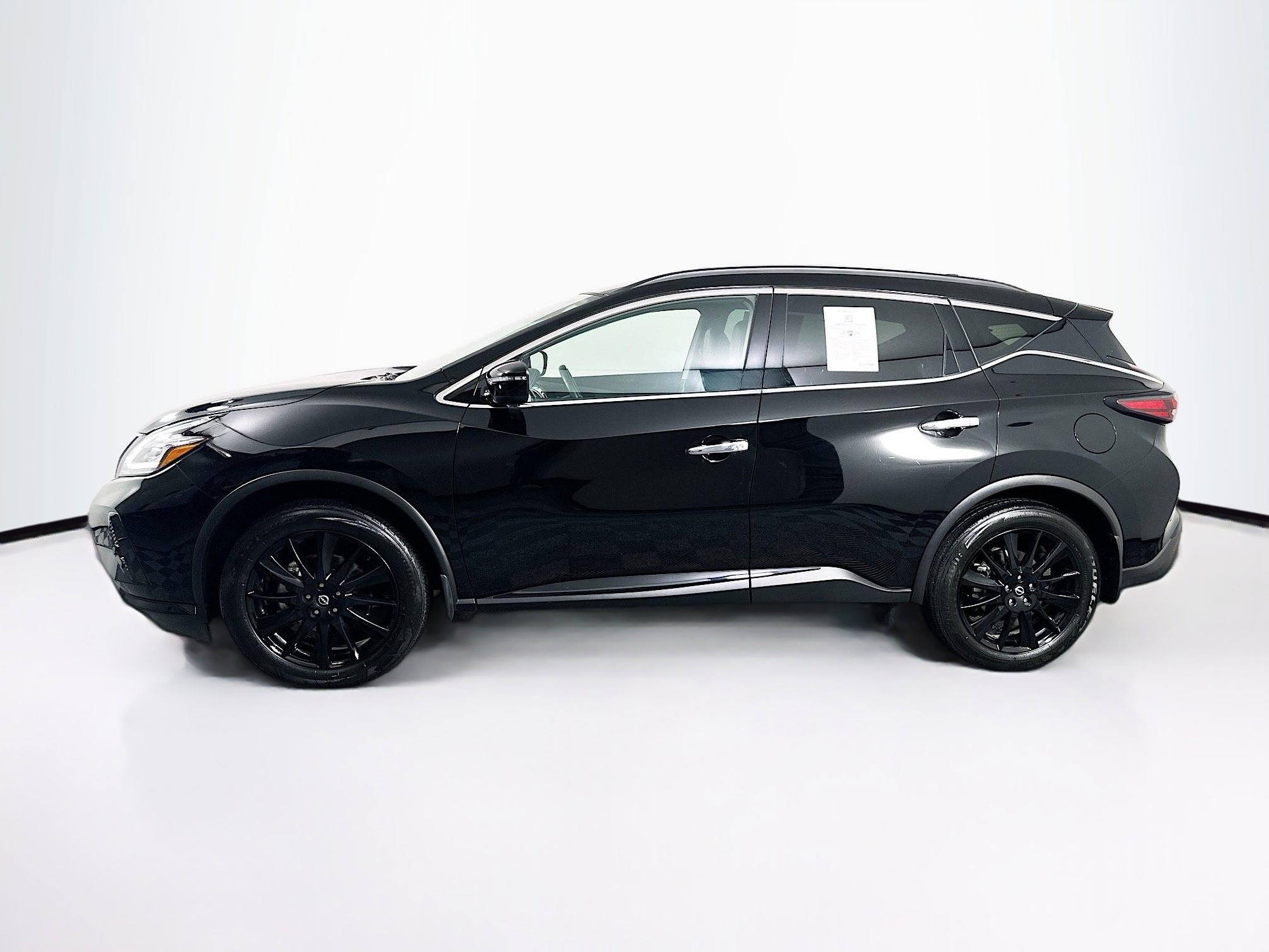 Used 2024 Nissan Murano SV w/ SV Midnight Edition Package image 4