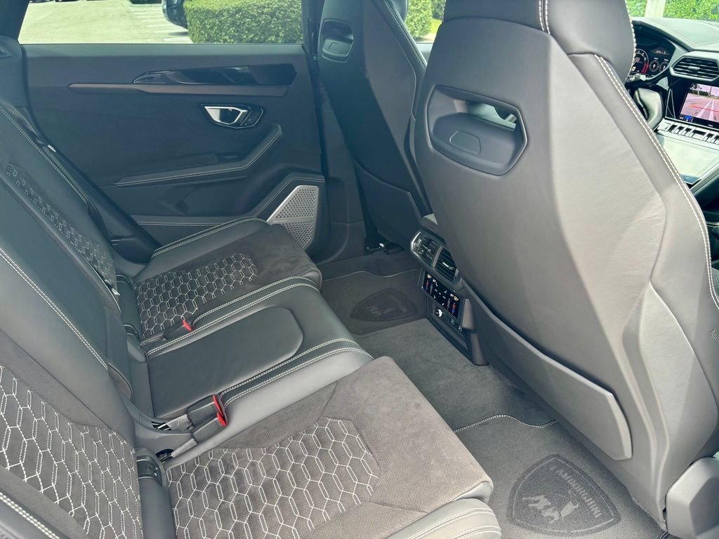 Used 2024 Lamborghini Urus S AWD/4WD image 28