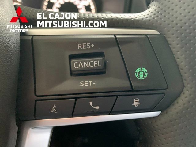 New 2026 Mitsubishi Outlander SE FWD image 16