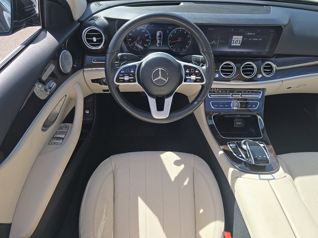 Used 2020 Mercedes-Benz E 350 Sedan w/ Premium Package image 26